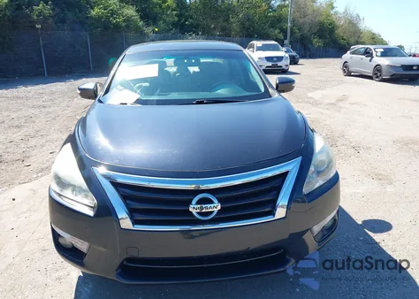 2015 Nissan Altima 3.5 Sl z USA, uszkodzony, nr VIN 1N4BL3AP2FC446032